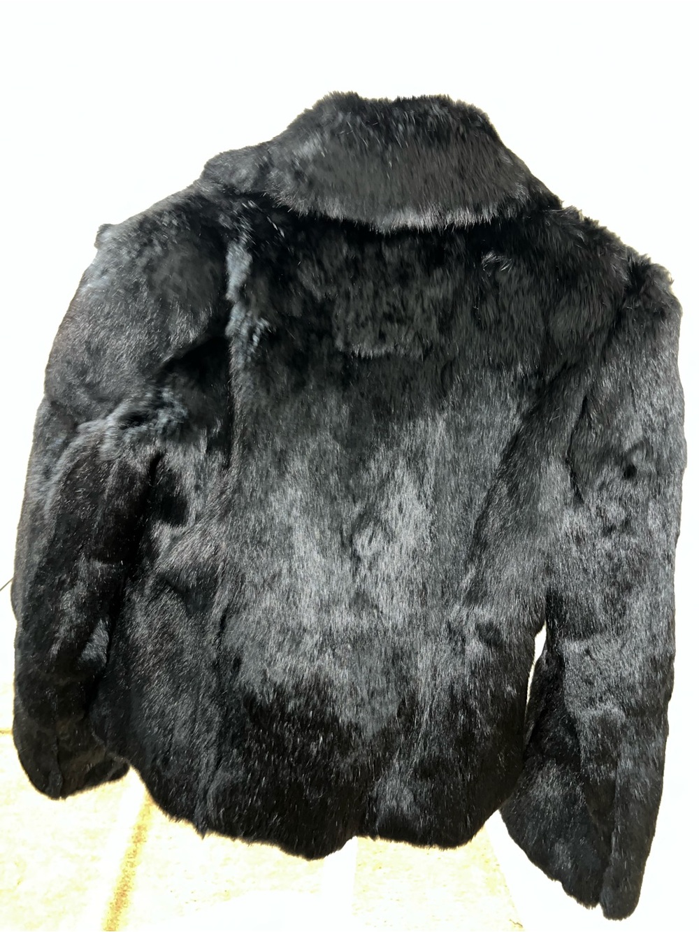 Elan Black Faux Fur Teddy Jacket - Cropped Silhouette - Picture 5 of 6
